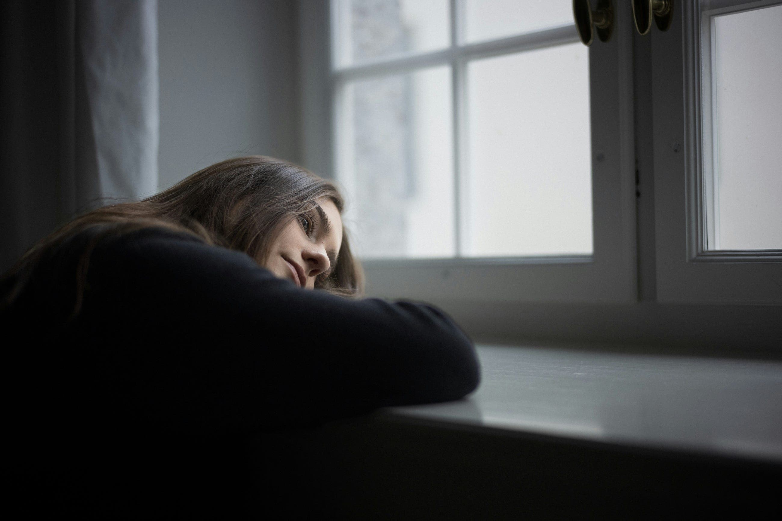 You’re Not Anxious — You’re Dating an Avoidant