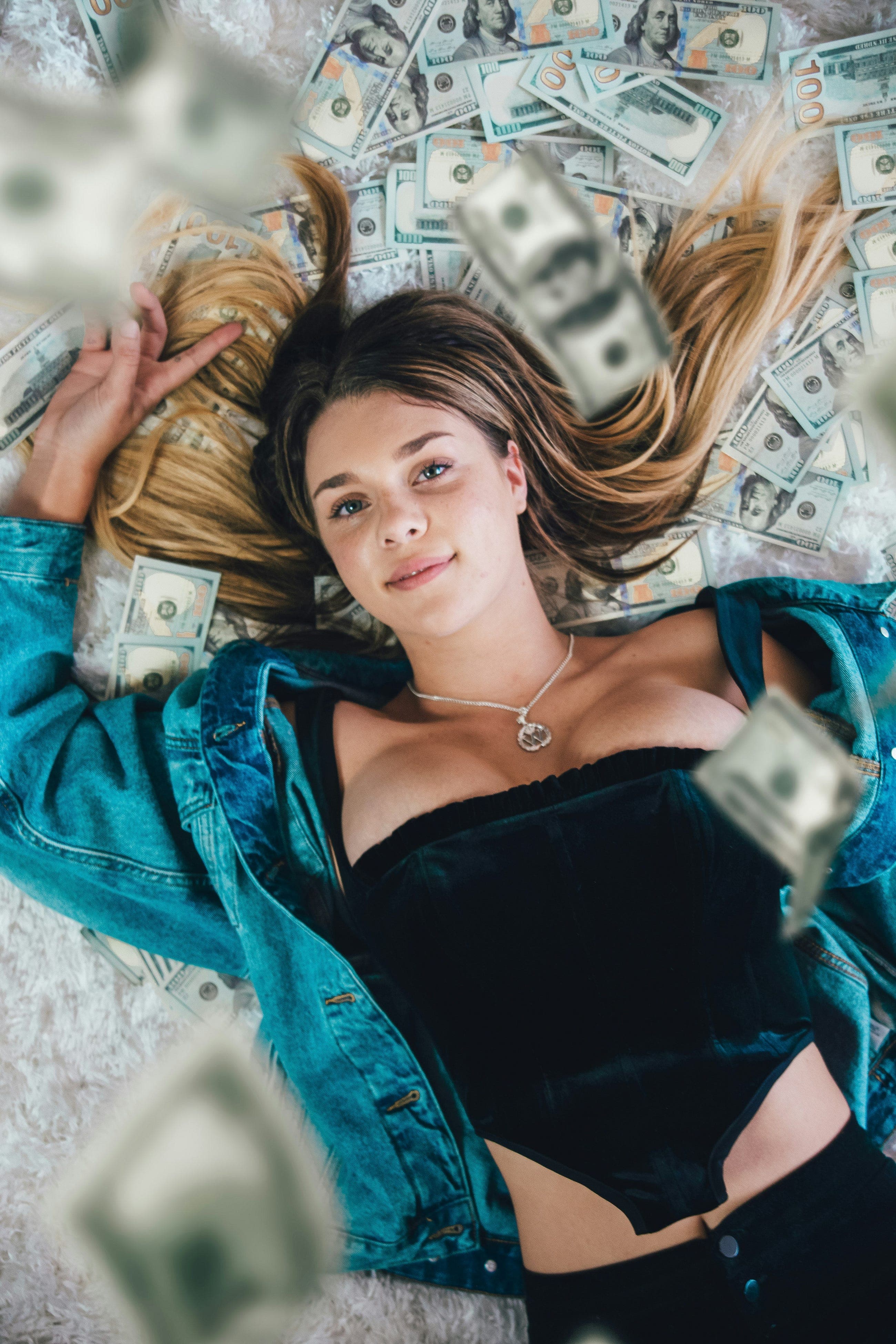 Men Get to Prefer Beauty. Women Get Called Gold Diggers for Preferring Stability